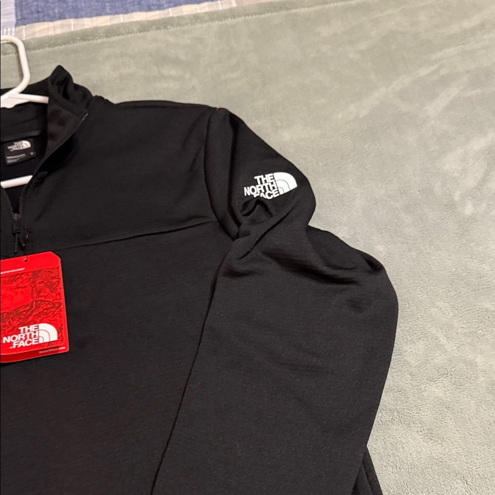 The North Face Black Lightweight Jacket - Picture 5 of 10